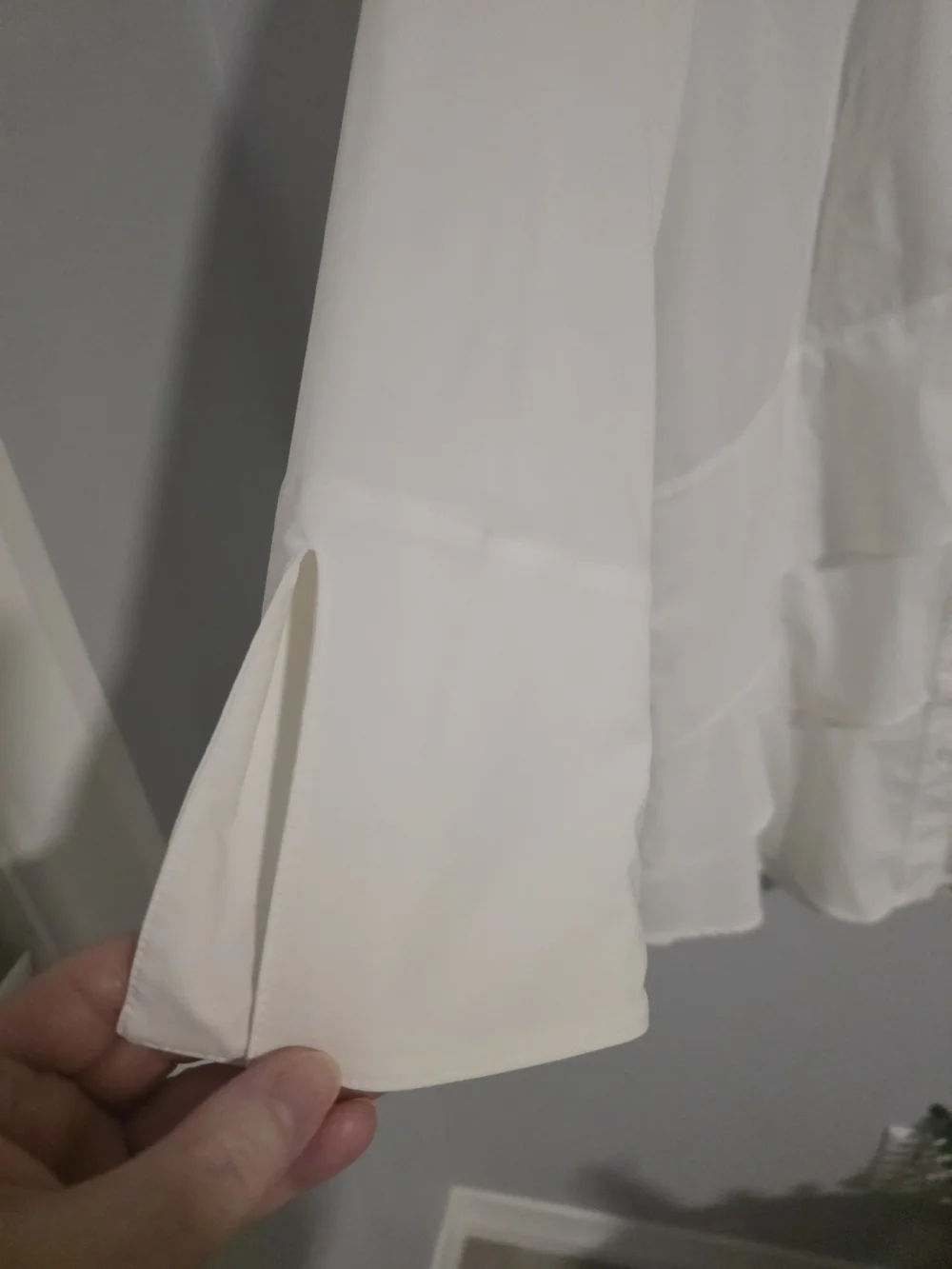 Joseph Ribkoff White Tiered Blouse Size 6 Button Front Ruffle Tunic Top - Picture 5 of 9